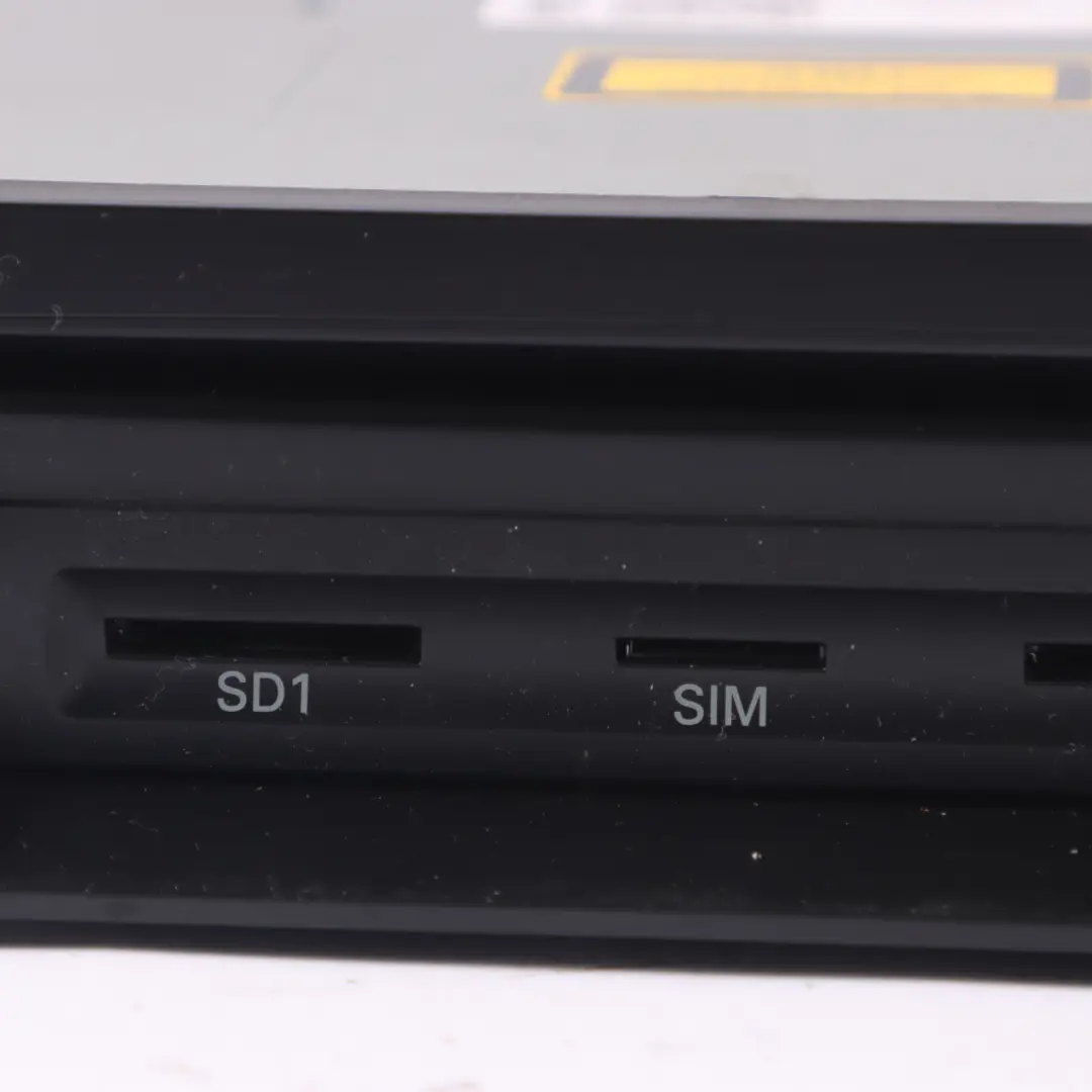 Audi Q7 4L Navigatore satellitare multimediale SD CD Radio principale - SKU 4L0035670 - Numero di parte 4L0035670