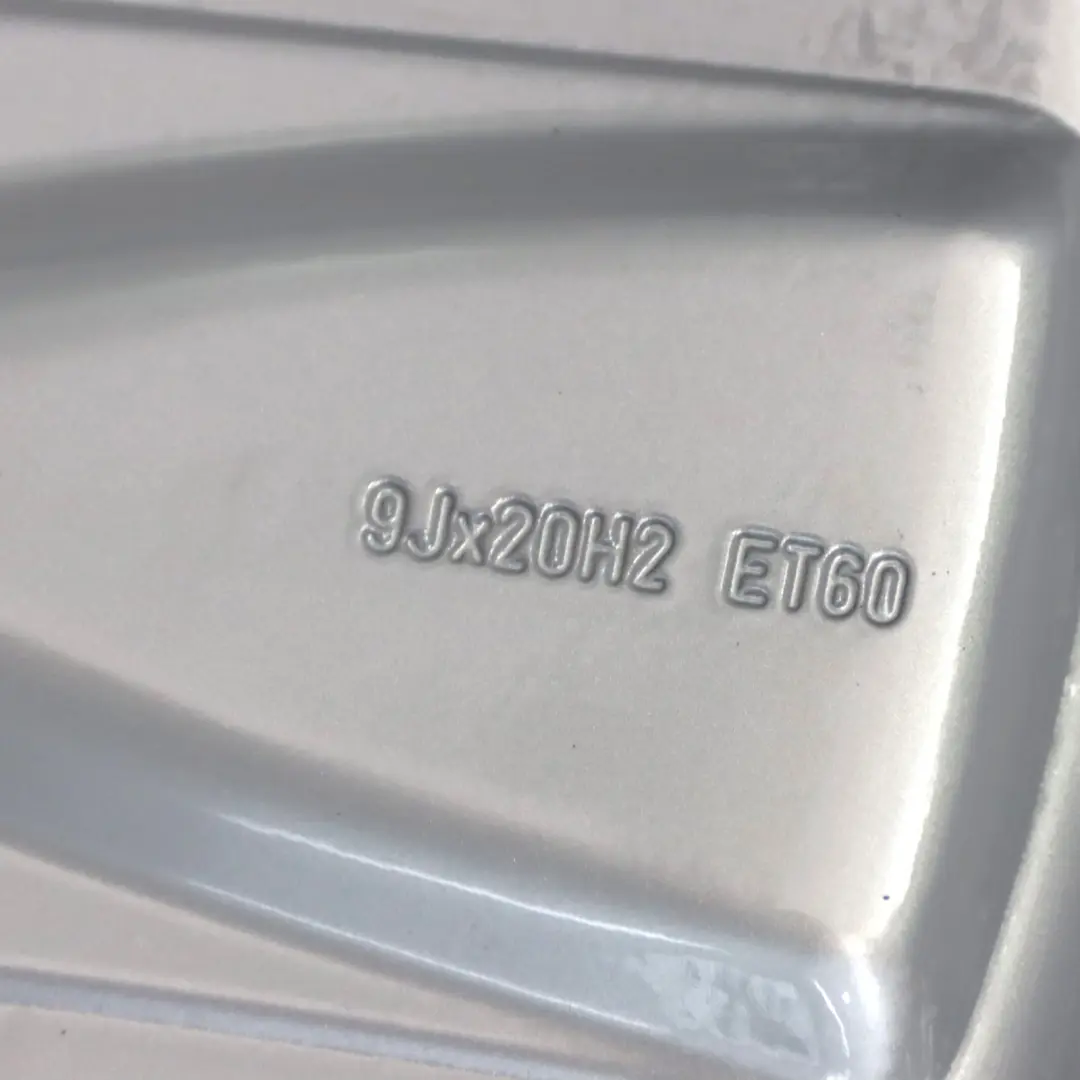 Alloy Rims Set 20" 9J ET:60 Star Spoke to Audi Q7 4L Silver Wheel with Part number 4L0601025H Audi Q7 4L Silver Wheel Alloy Rims Set 20" 9J ET:60 Star Spoke - SKU 4L0601025H - Part number 4L0601025H