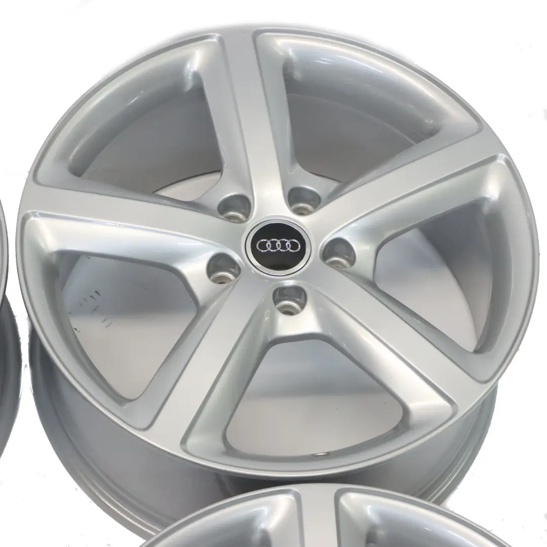 Silber Felgensatz Alufelge 20" 9J ET:60 Sternspeiche für Audi Q7 4L mit Teilenummer 4L0601025H Audi Q7 4L Silber Felgensatz Alufelge 20" 9J ET:60 Sternspeiche - SKU 4L0601025H - Teilenummer 4L0601025H