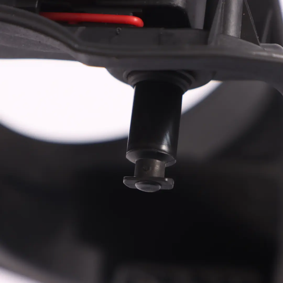 Couvercle de la trappe de remplissage de carburant Boîtier pour Audi Q7 4L à propos du numéro de pièce 4L0809999 Audi Q7 4L Couvercle de la trappe de remplissage de carburant Boîtier - SKU 4L0809999 - Numéro de pièce 4L0809999