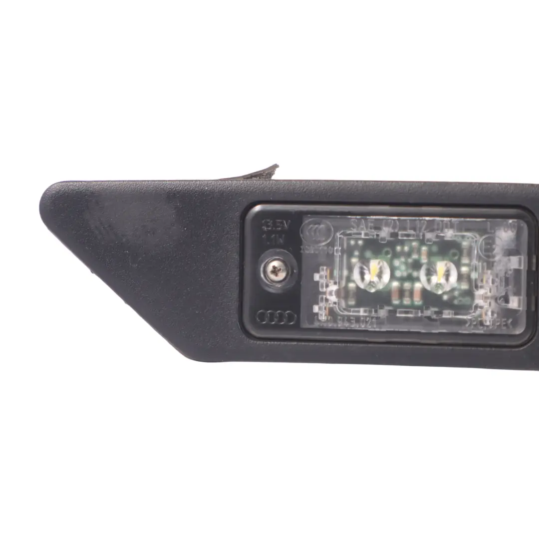 Audi Q7 4L Interrupteur de plaque d'immatriculation de hayon coffre - SKU 4L0827574A - Numéro de pièce 4L0827574A
