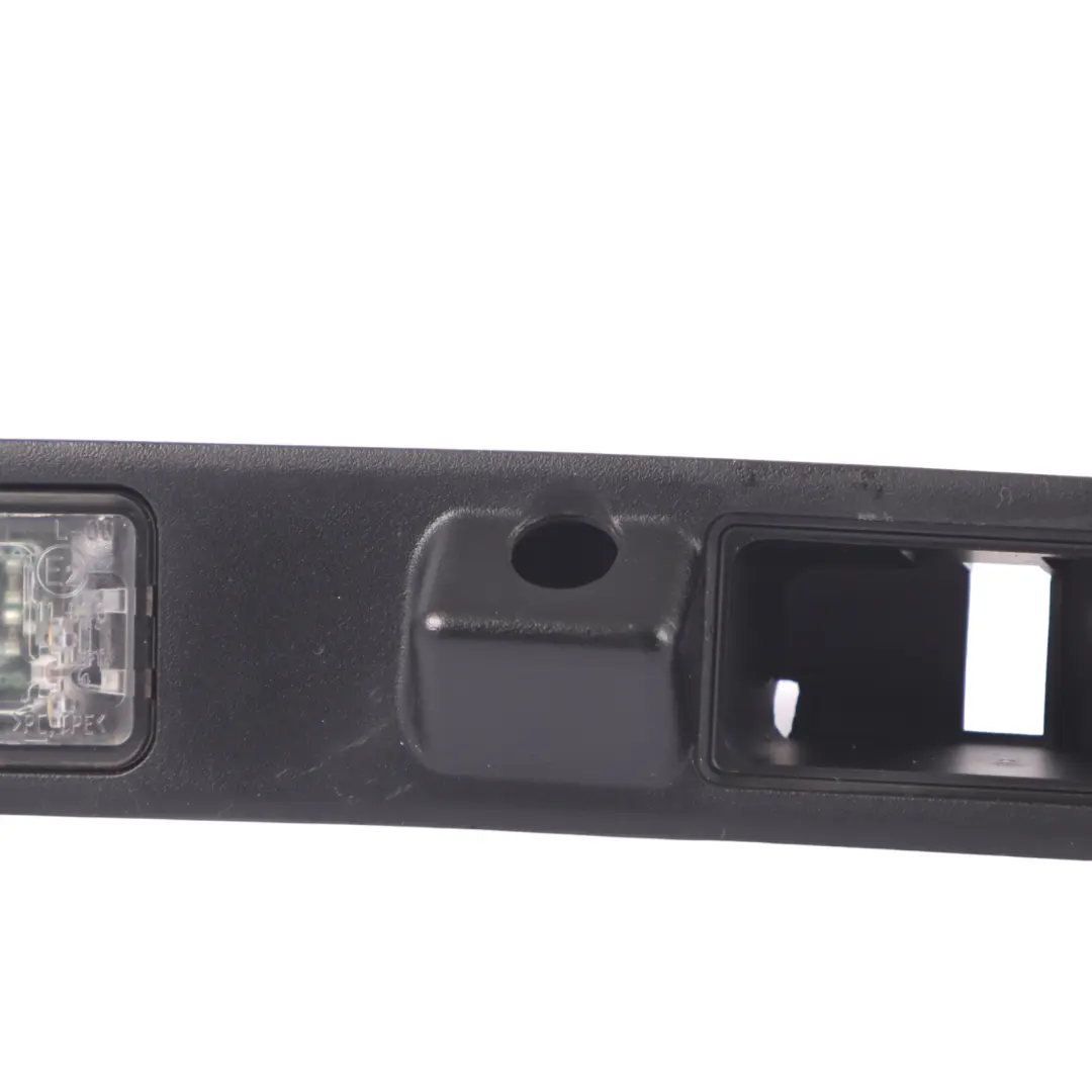 Audi Q7 4L Interrupteur de plaque d'immatriculation de hayon coffre - SKU 4L0827574A - Numéro de pièce 4L0827574A
