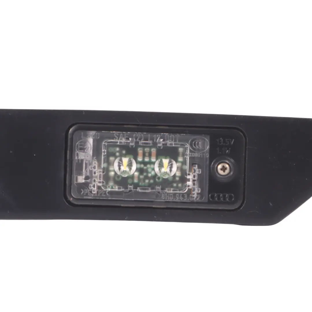 Audi Q7 4L Interrupteur de plaque d'immatriculation de hayon coffre - SKU 4L0827574A - Numéro de pièce 4L0827574A