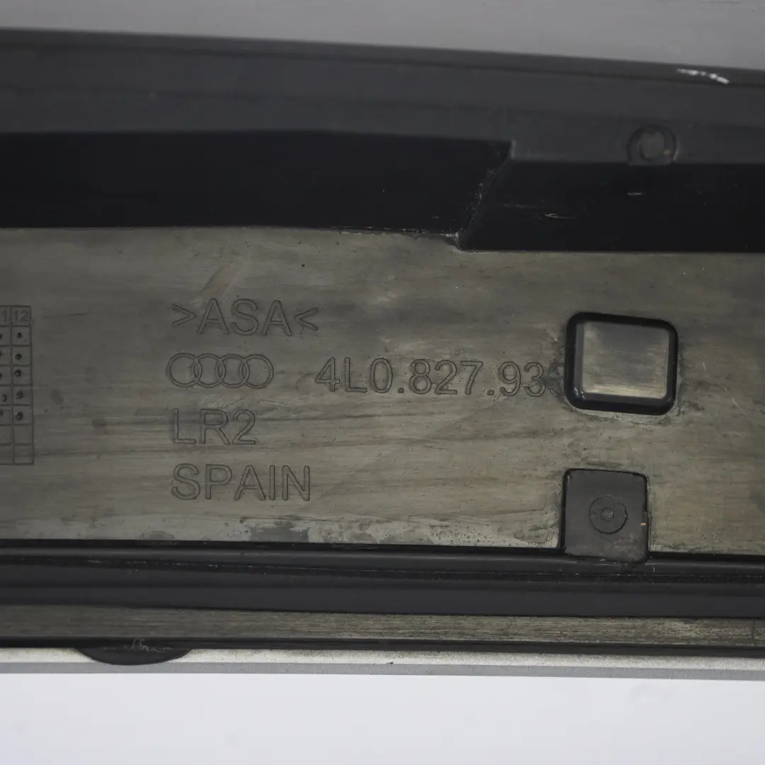 Audi Q7 4L Heckspoiler Kofferraumdeckel Abdeckung Ice Silver Metallic - X7W - SKU 4L0827933-ICS - Teilenummer 4L0827933