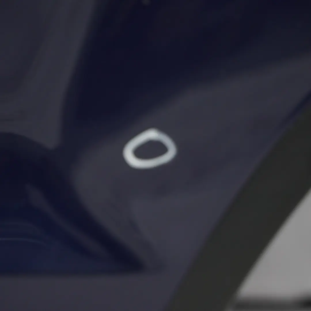 Drzwi Lewe Tylne Mugello Blue Pearl Niebieski - Z5E do Audi Q7 4L o numerze 4L0833051 Audi Q7 4L Drzwi Lewe Tylne Mugello Blue Pearl Niebieski - Z5E - SKU 4L0833051-MUB - Numer Części 4L0833051