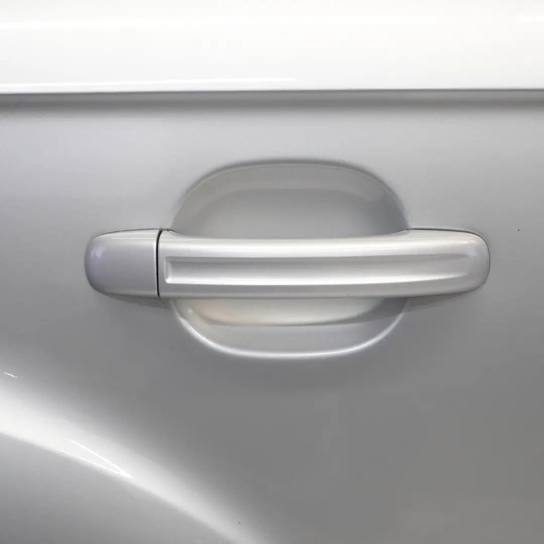Door Rear Right O/S Covering Panel Ice Silver Metallic - X7W to Audi Q7 4L with Part number 4L0833052 Audi Q7 4L Door Rear Right O/S Covering Panel Ice Silver Metallic - X7W - SKU 4L0833052-ICS - Part number 4L0833052