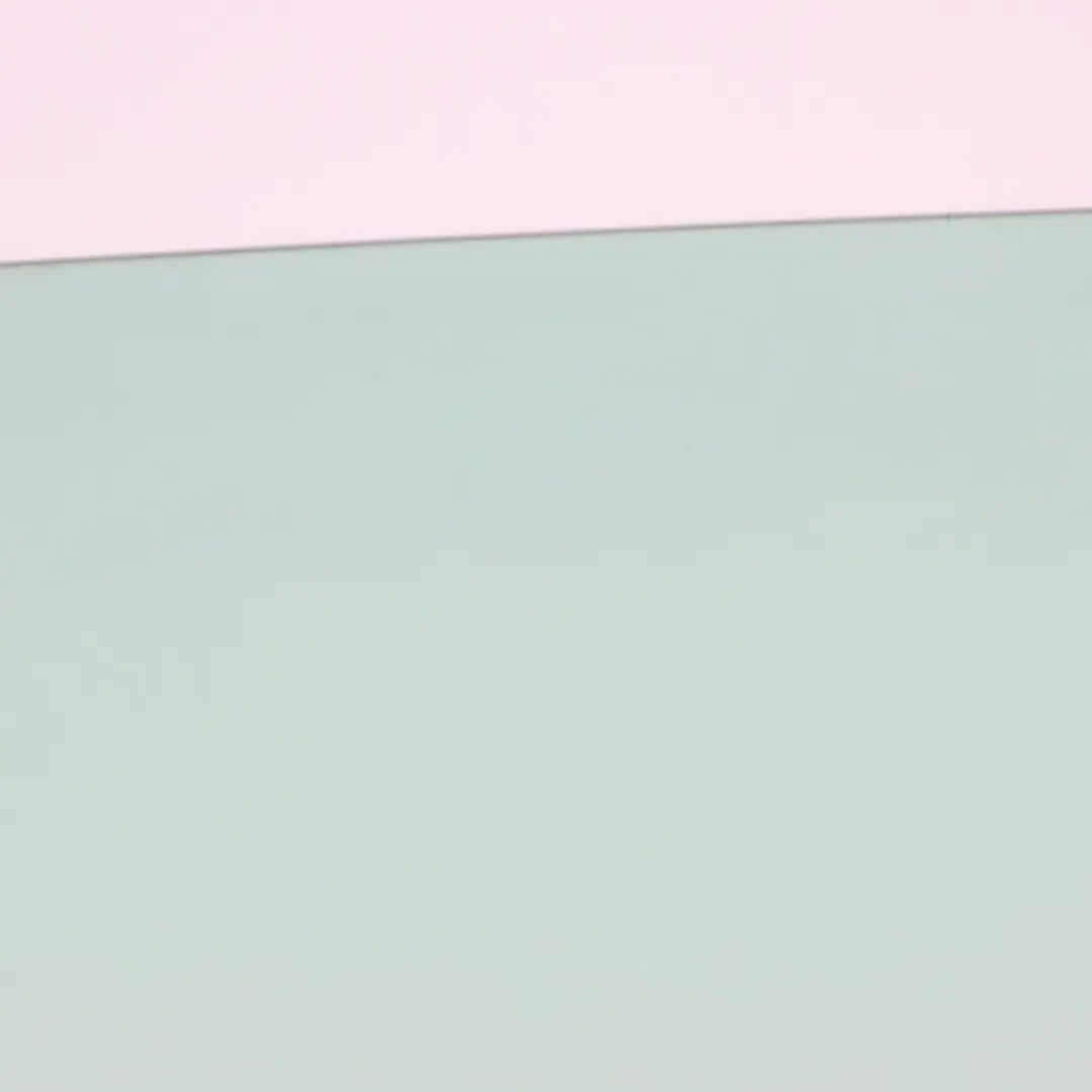 Fenêtre de Porte Verte AS2 Arrière Gauche pour Audi Q7 4L à propos du numéro de pièce 4L0845205 Audi Q7 4L Fenêtre de Porte Verte AS2 Arrière Gauche - SKU 4L0845205 - Numéro de pièce 4L0845205