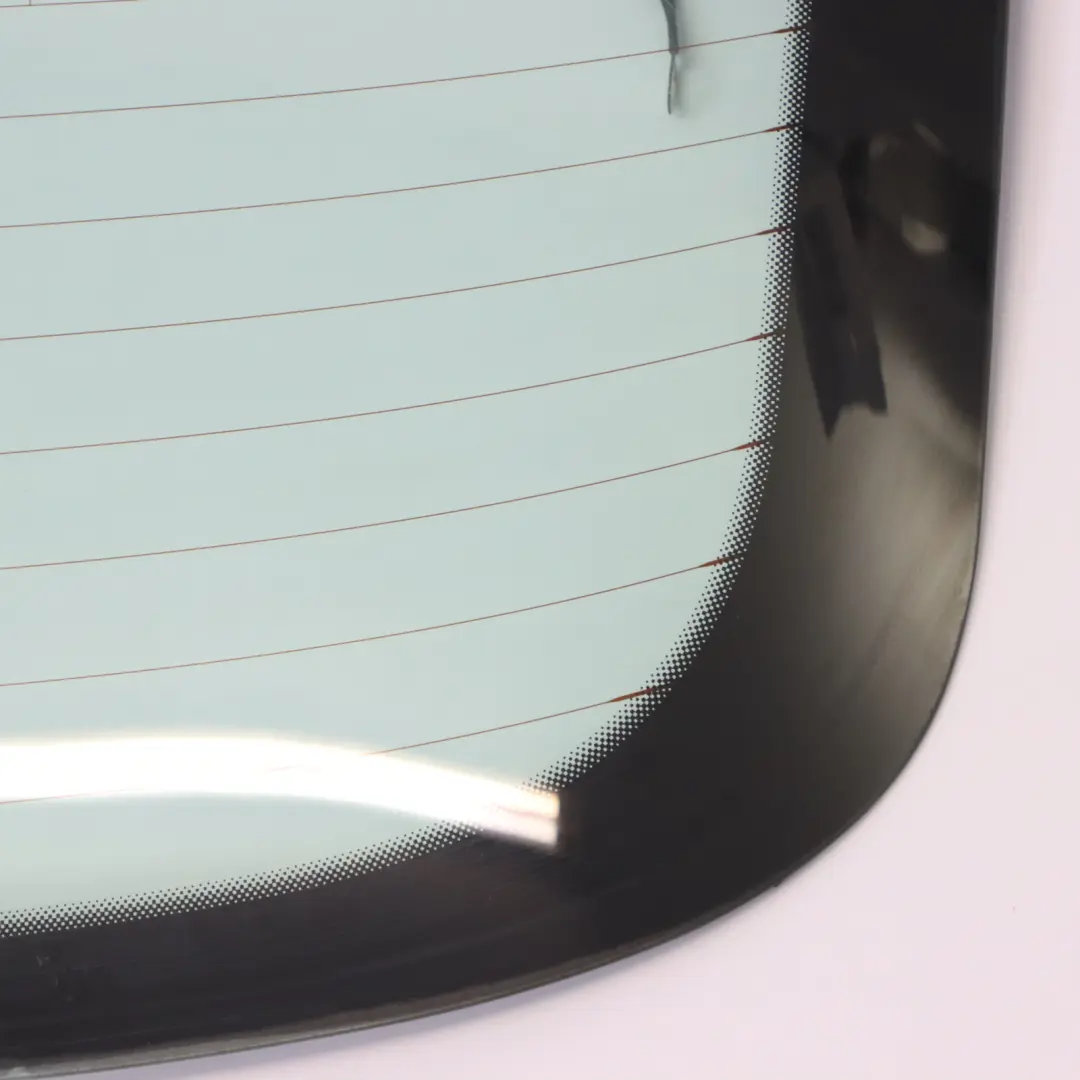 Szyba Tylna AS2 Szyba w Klapę Bagażnika Zielona C do Audi Q7 4L o numerze 4L0845501 Audi Q7 4L Szyba Tylna AS2 Szyba w Klapę Bagażnika Zielona C - SKU 4L0845501 - Numer Części 4L0845501