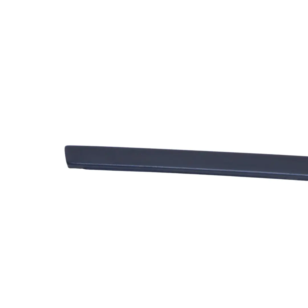 Baguette de fenêtre Cadre de porte arrière gauche Mugello Blue Z5E pour Audi Q7 4L à propos du numéro de pièce 4L0853083B Audi Q7 4L Baguette de fenêtre Cadre de porte arrière gauche Mugello Blue Z5E - SKU 4L0853083B-MUB - Numéro de pièce 4L0853083B