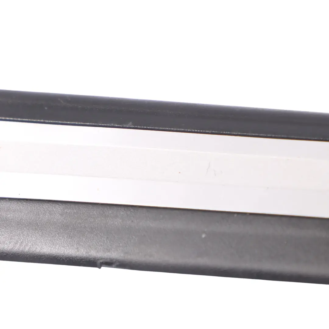 Audi Q7 4L S Line Plaque de seuil arrière droite - SKU 4L0853376F - Numéro de pièce 4L0853376F