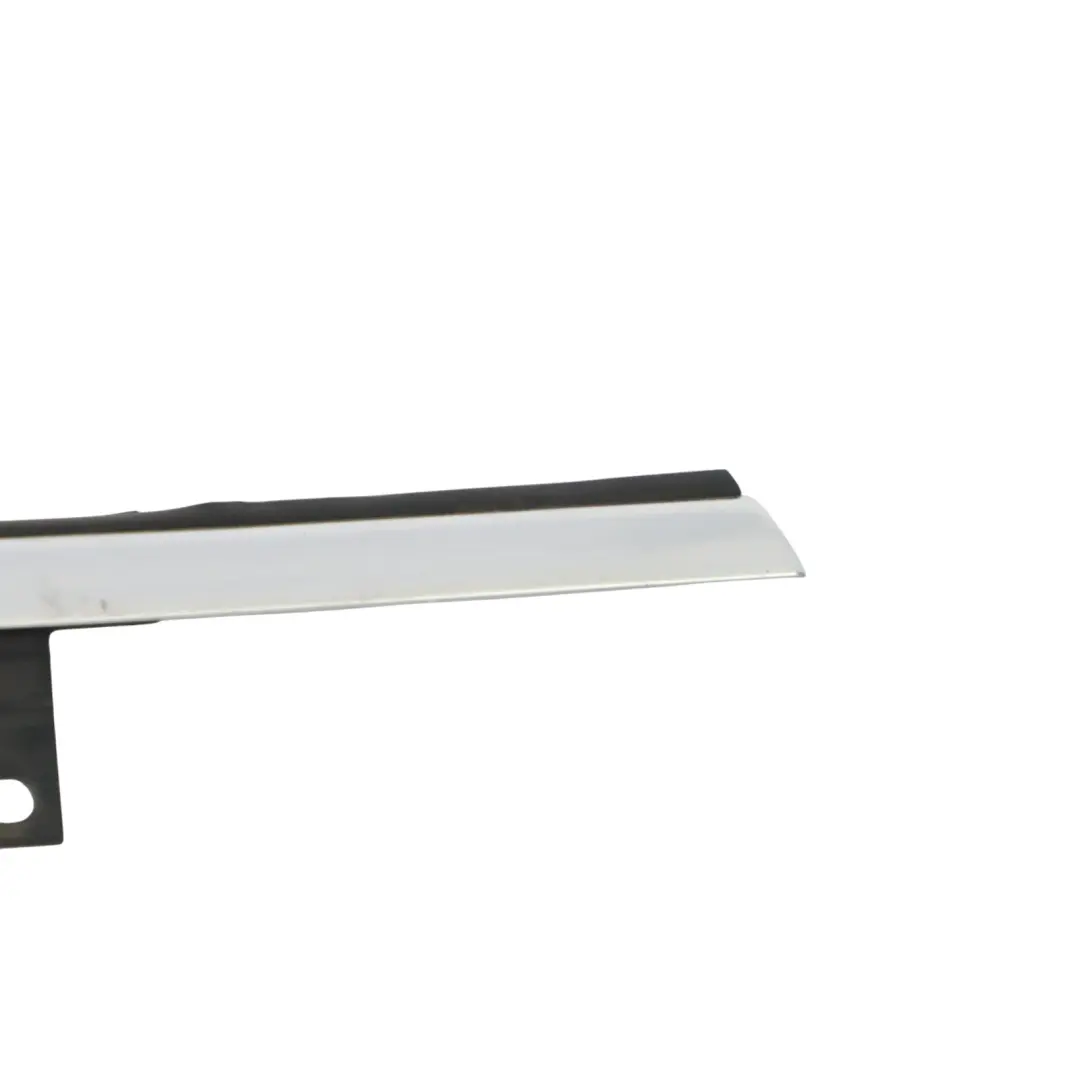 Audi Q7 4L Embellecedor de moldura ventana puerta trasera izquierdo - SKU 4L0853763E - Número de pieza 4L0853763E