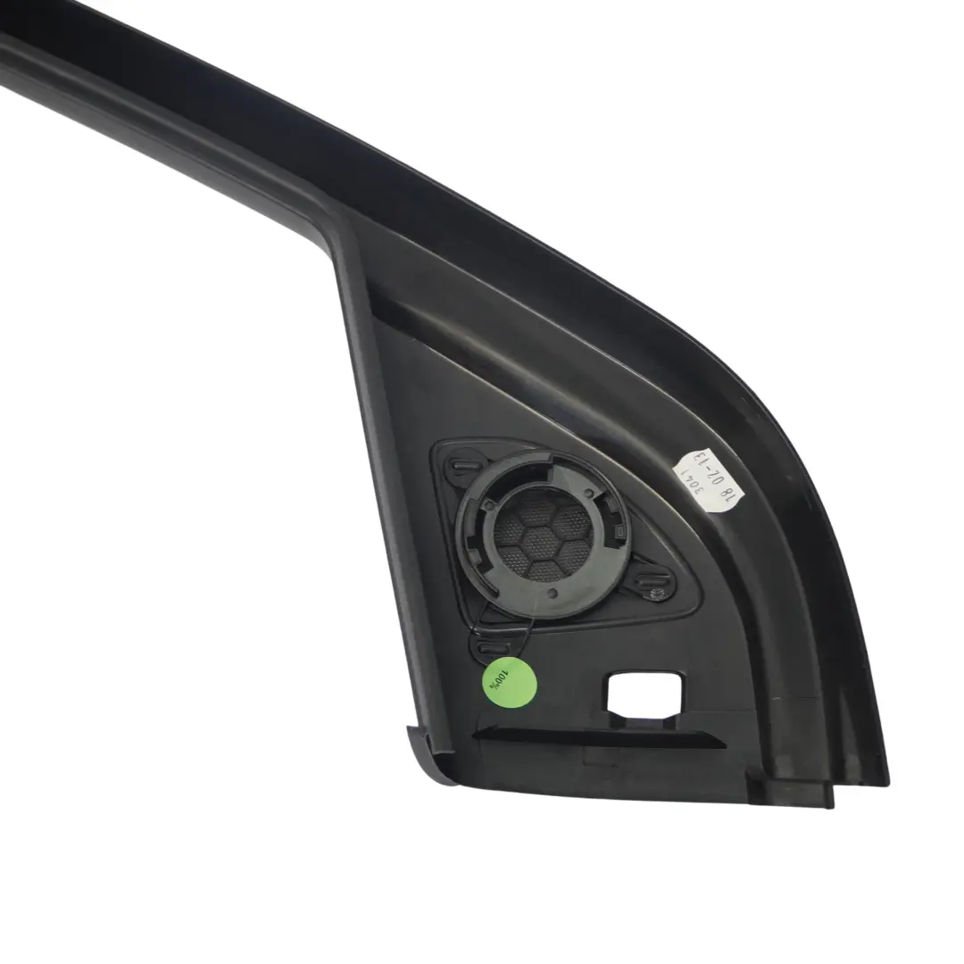 Front Door Window Frame Guide Rail Seal Rubber Right O/S to Audi Q7 4L with Part number 4L0867610 Audi Q7 4L Front Door Window Frame Guide Rail Seal Rubber Right O/S - SKU 4L0867610 - Part number 4L0867610