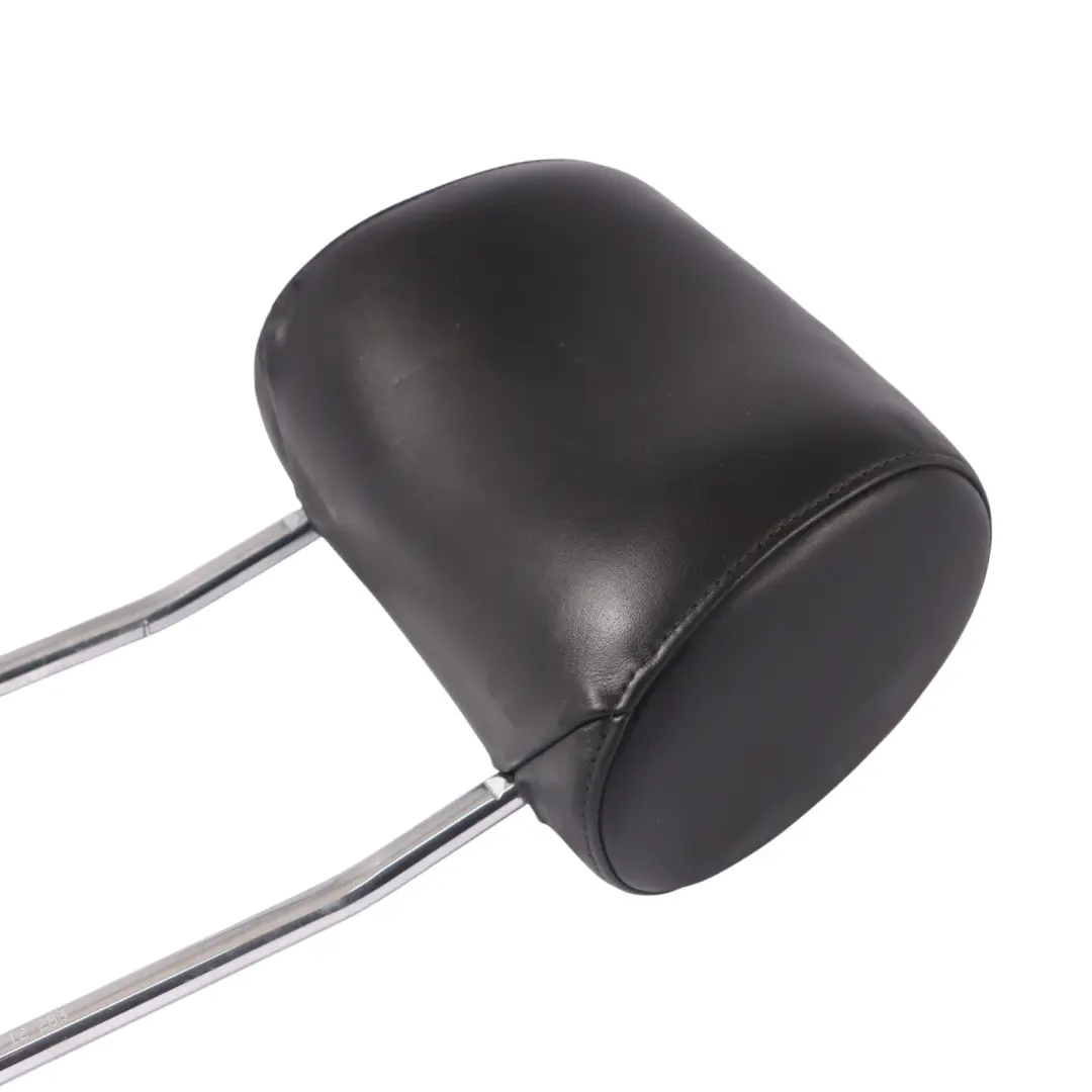 Zagłówek Prawy Przedni Czarna Skóra Soul do Audi Q7 4L o numerze 4L0881902AJ Audi Q7 4L Zagłówek Prawy Przedni Czarna Skóra Soul - SKU 4L0881902AJ - Numer Części 4L0881902AJ