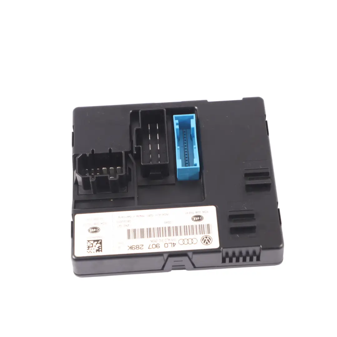 Moduł Sterownik Komfortu 4L0907289K do Audi Q7 4L o numerze 4L0910289K Audi Q7 4L Moduł Sterownik Komfortu 4L0907289K - SKU 4L0910289K - Numer Części 4L0910289K