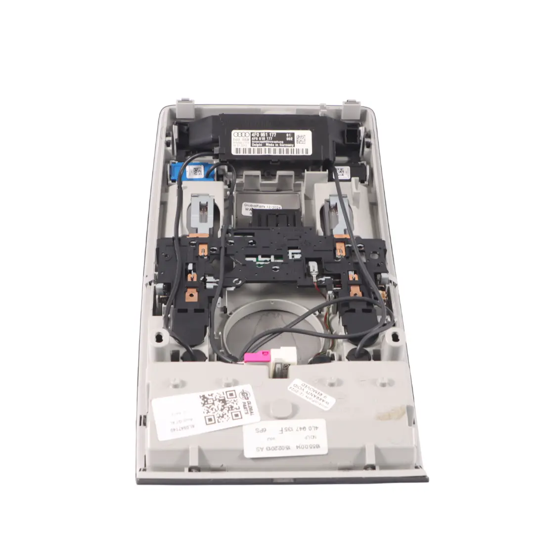 Luz de techo AUDI Q7 4L A6 C6 Luz de lectura interior delantera Negro para con número de pieza 4L0947140 Luz de techo AUDI Q7 4L A6 C6 Luz de lectura interior delantera Negro - SKU 4L0947140 - Número de pieza 4L0947140