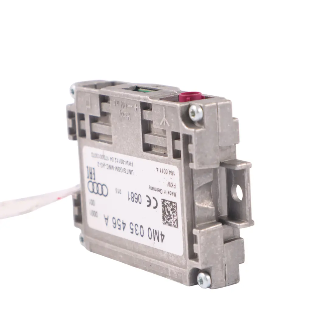 Antenna Amplifier Aerial Control Module Unit to Audi A4 B9 with Part number 4M0035456A Audi A4 B9 Antenna Amplifier Aerial Control Module Unit - SKU 4M0035456A - Part number 4M0035456A