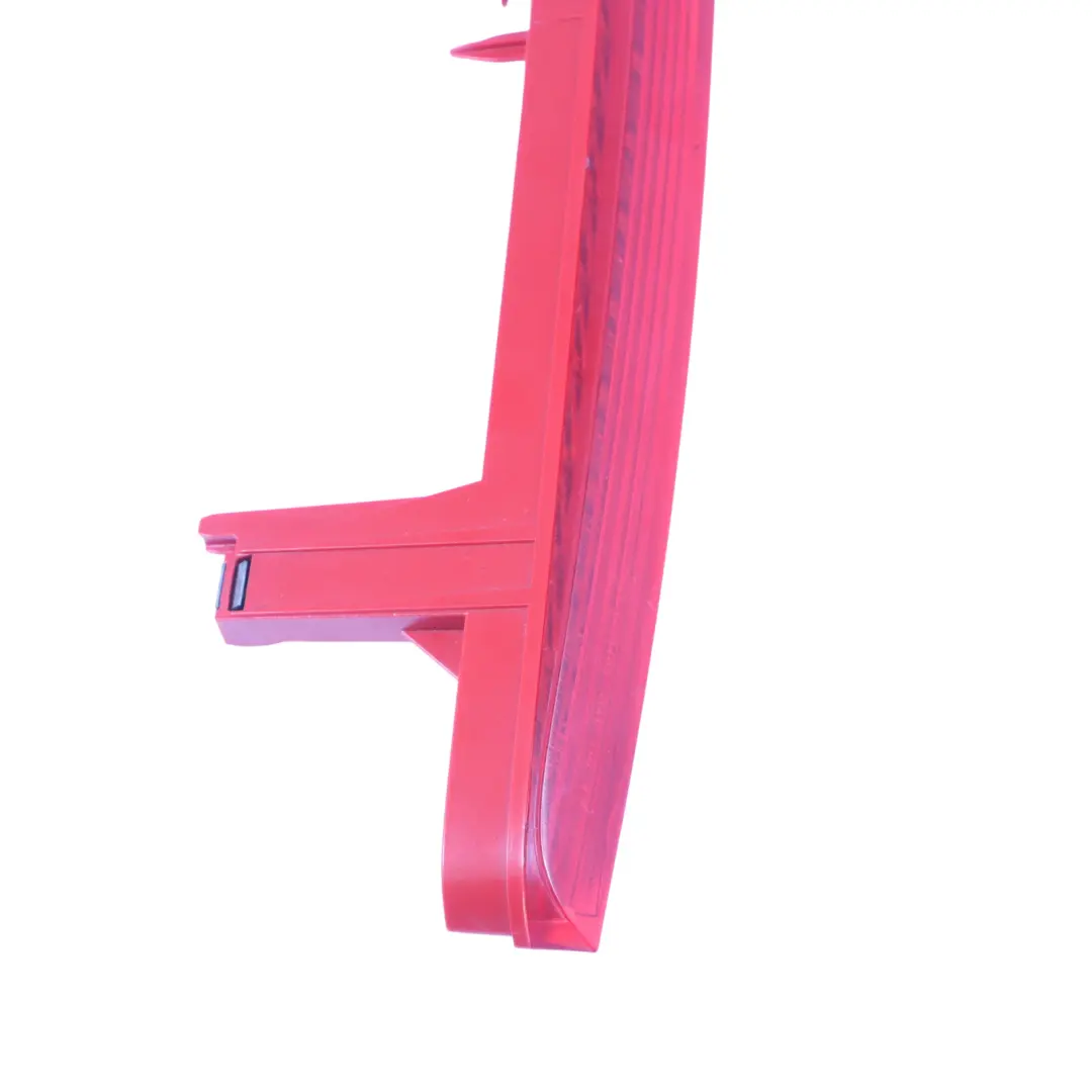 Trzecie Dodatkowe Światło Stop do Audi A4 B9 o numerze 4M0945097 Audi A4 B9 Trzecie Dodatkowe Światło Stop - SKU 4M0945097 - Numer Części 4M0945097