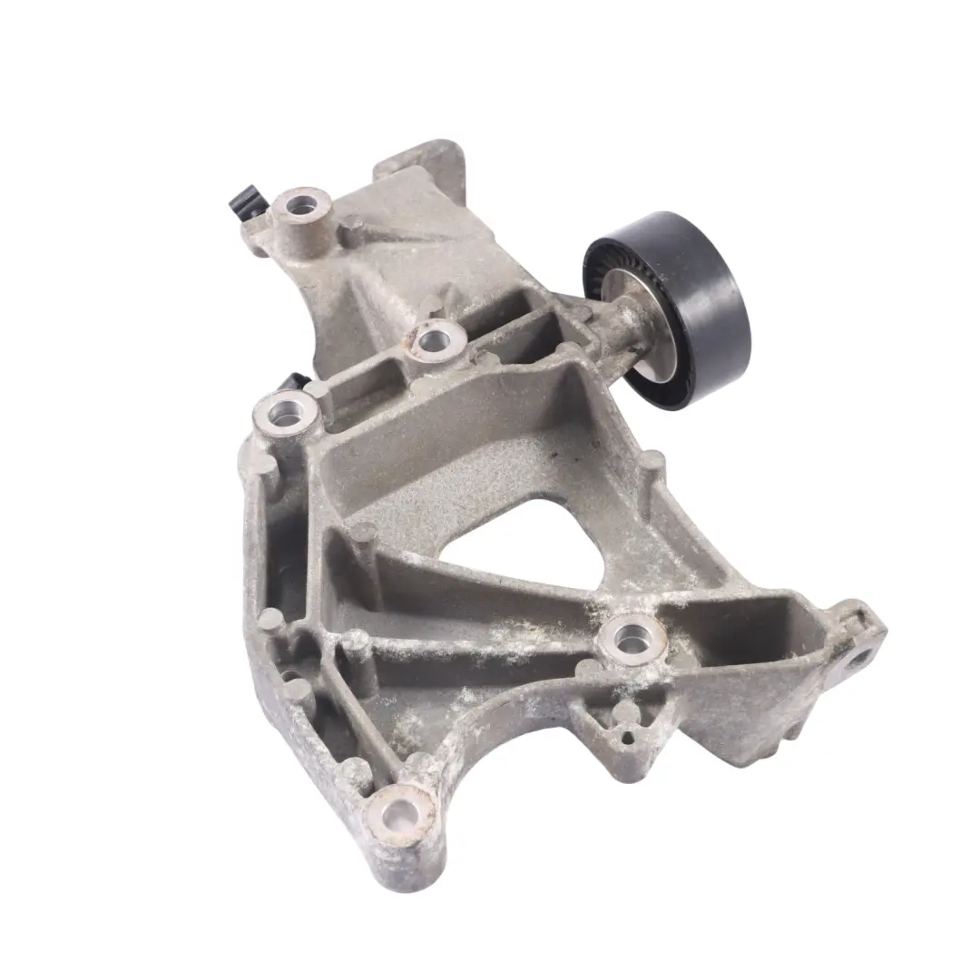 A/C Compressor Bracket Alternator Support to Fiat Doblo 2 1.6 Diesel with Part number 55217825 Fiat Doblo 2 1.6 Diesel A/C Compressor Bracket Alternator Support - SKU 55217825 - Part number 55217825