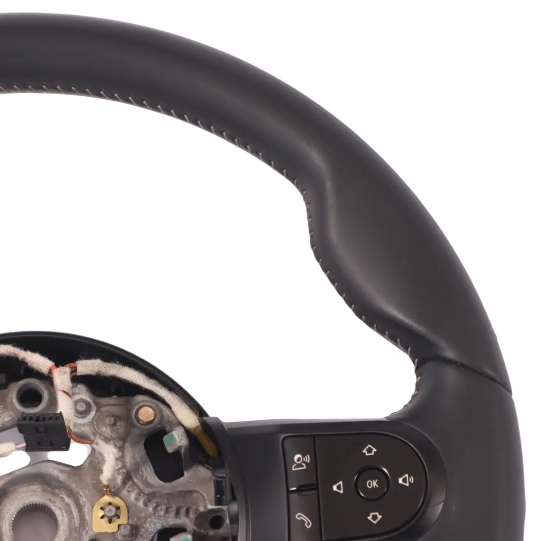  Volant Mini F54 F55 F56 F60 LCI Cuir Noir Sport Fils Blancs - SKU 5A0C815 - Numéro de pièce 5A0C815