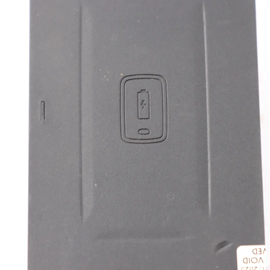 Ładowarka Bezprzewodowa Konsoli Telefonu do BMW G01 G08 G11 G12 o numerze 5A1DC85 BMW G01 G08 G11 G12 Ładowarka Bezprzewodowa Konsoli Telefonu - SKU 5A1DC85 - Numer Części 5A1DC85