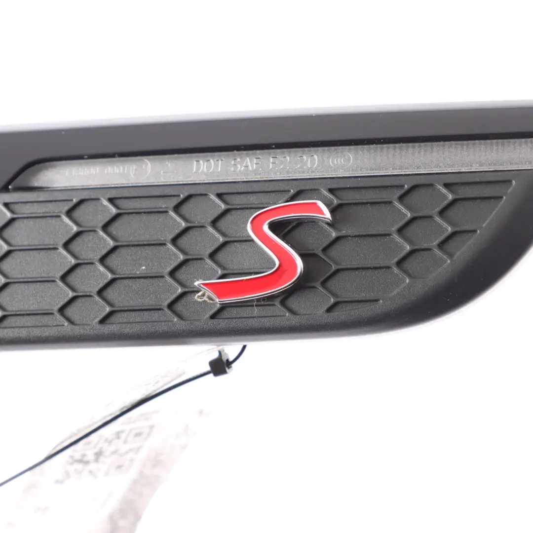 Finisher Indicator Panel Trim Front Left N/S to Mini F55 F56 F57 LCI with Part number 5A204E5 Mini F55 F56 F57 LCI Finisher Indicator Panel Trim Front Left N/S - SKU 5A204E5 - Part number 5A204E5