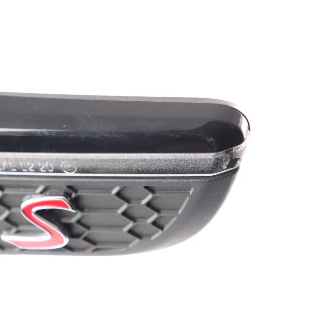 Finisher Indicator Panel Trim Front Left N/S to Mini F55 F56 F57 LCI with Part number 5A204E5 Mini F55 F56 F57 LCI Finisher Indicator Panel Trim Front Left N/S - SKU 5A204E5 - Part number 5A204E5