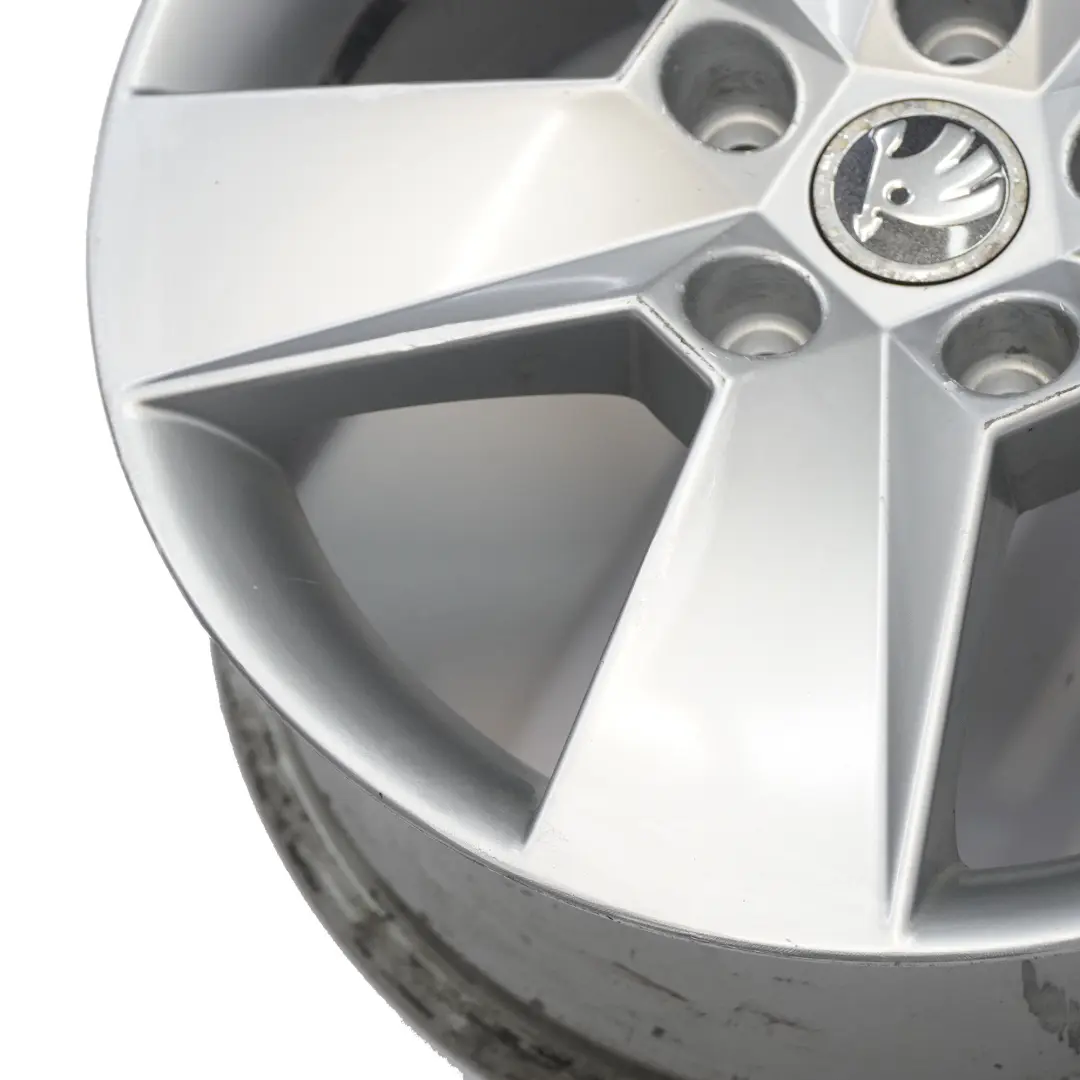 Mk3 5E Silberne Alufelge 6,5J 16" ET:46 Sternspeiche für Skoda Octavia mit Teilenummer 5E0601025H Skoda Octavia Mk3 5E Silberne Alufelge 6,5J 16" ET:46 Sternspeiche - SKU 5E0601025H-1 - Teilenummer 5E0601025H