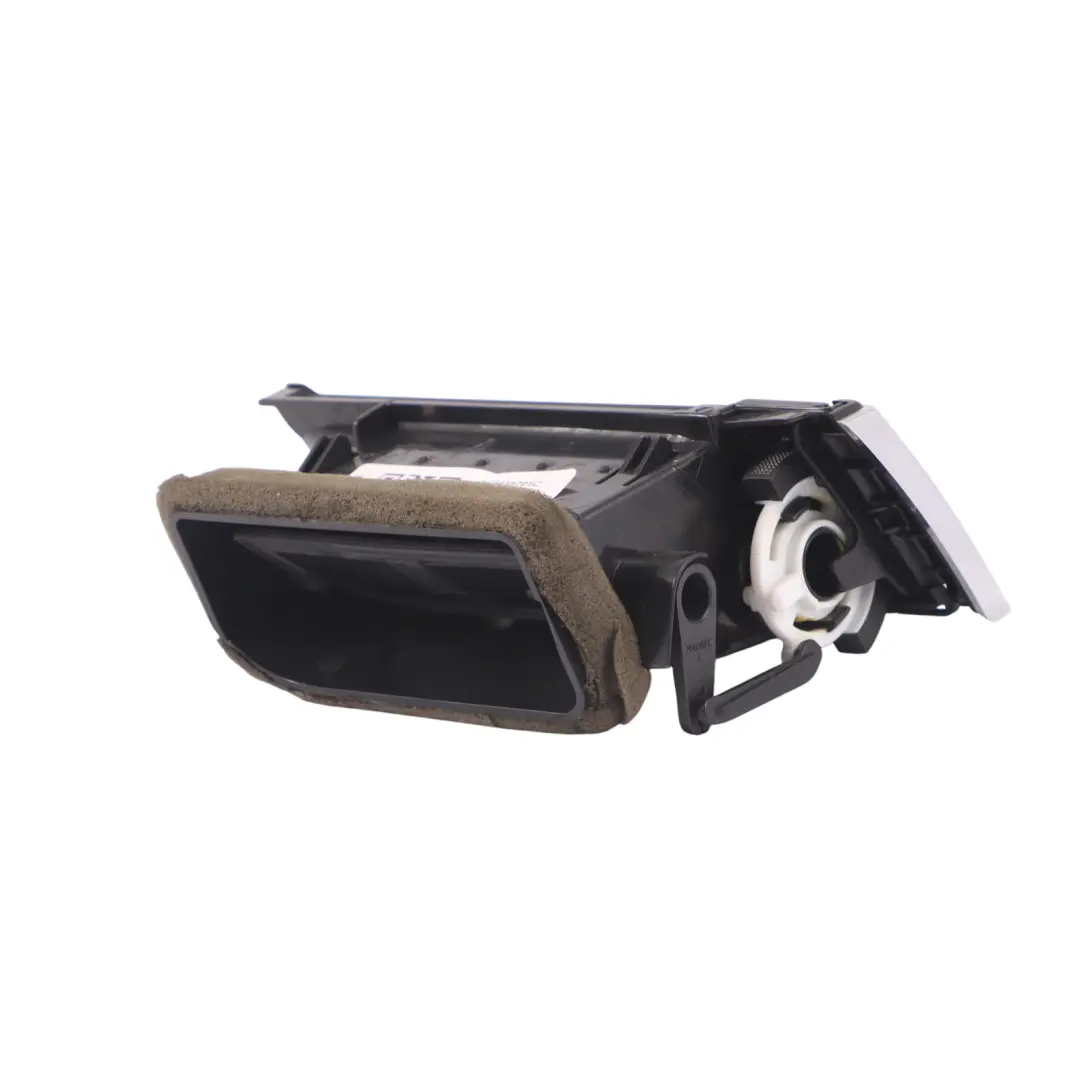 Dashboard Air Vent Dash Left N/S Nozzle Grille to Skoda Octavia 5E with Part number 5E0819701C Skoda Octavia 5E Dashboard Air Vent Dash Left N/S Nozzle Grille - SKU 5E0819701C - Part number 5E0819701C