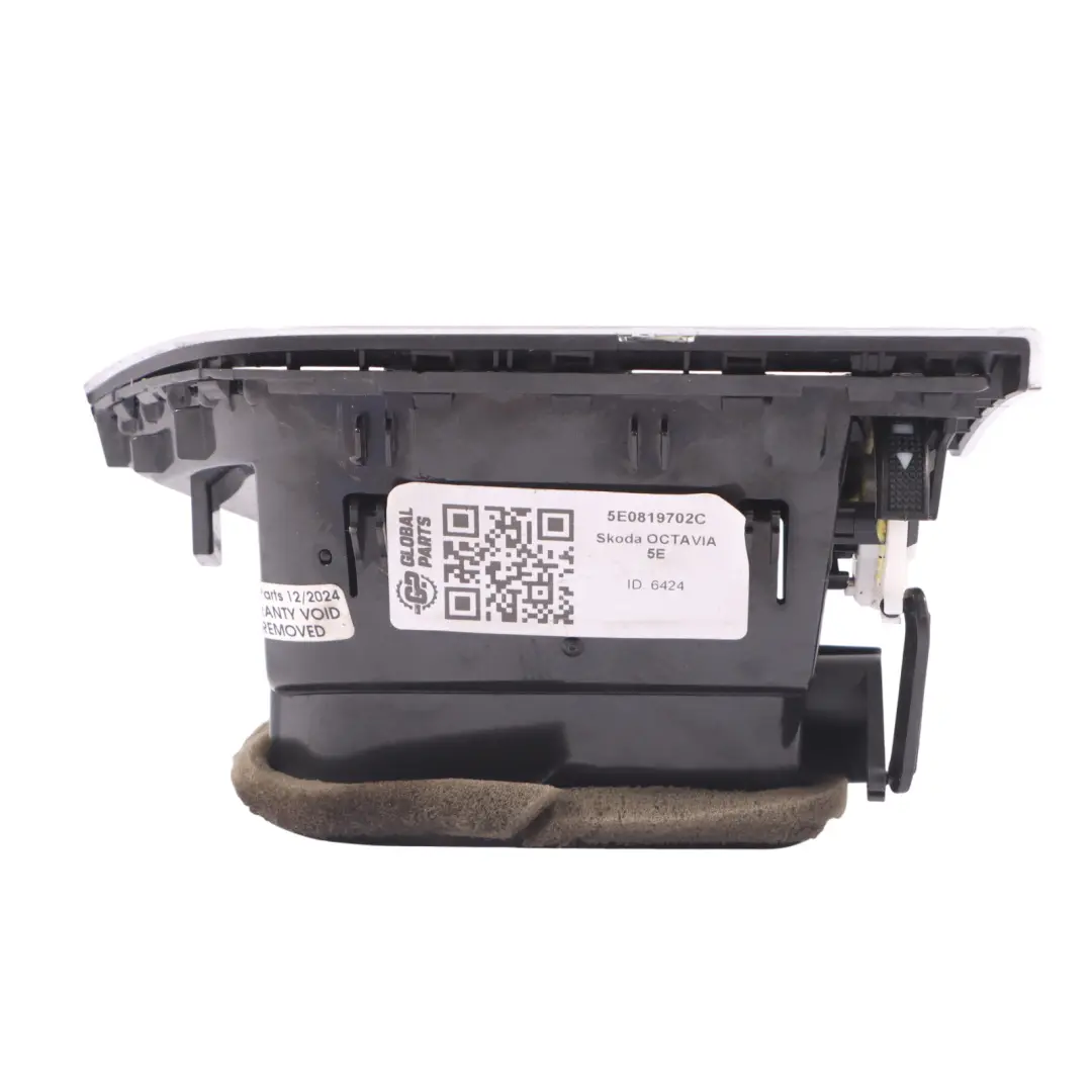 Ugello di sfiato del cruscotto anteriore destro per Skoda Octavia 5E con numero di parte 5E0819702C Skoda Octavia 5E Ugello di sfiato del cruscotto anteriore destro - SKU 5E0819702C - Numero di parte 5E0819702C