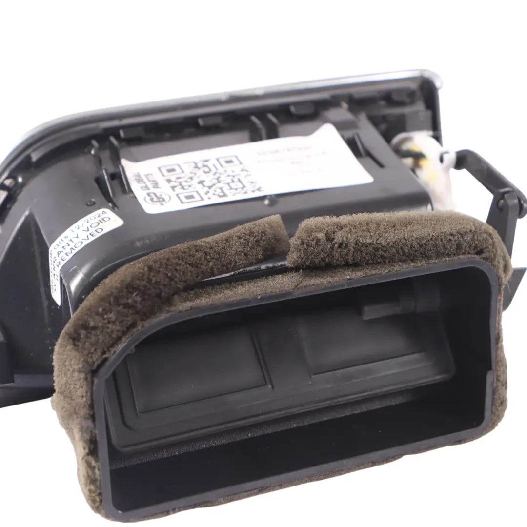 Ugello di sfiato del cruscotto anteriore destro per Skoda Octavia 5E con numero di parte 5E0819702C Skoda Octavia 5E Ugello di sfiato del cruscotto anteriore destro - SKU 5E0819702C - Numero di parte 5E0819702C