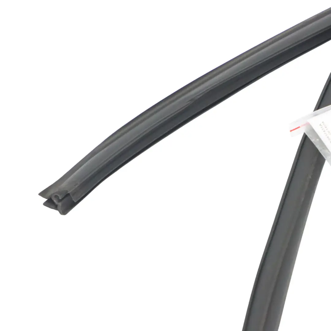 Skoda Octavia 5E Fenêtre porte avant Joint rail guidage vitre gauche - SKU 5E0837431A - Numéro de pièce 5E0837431A