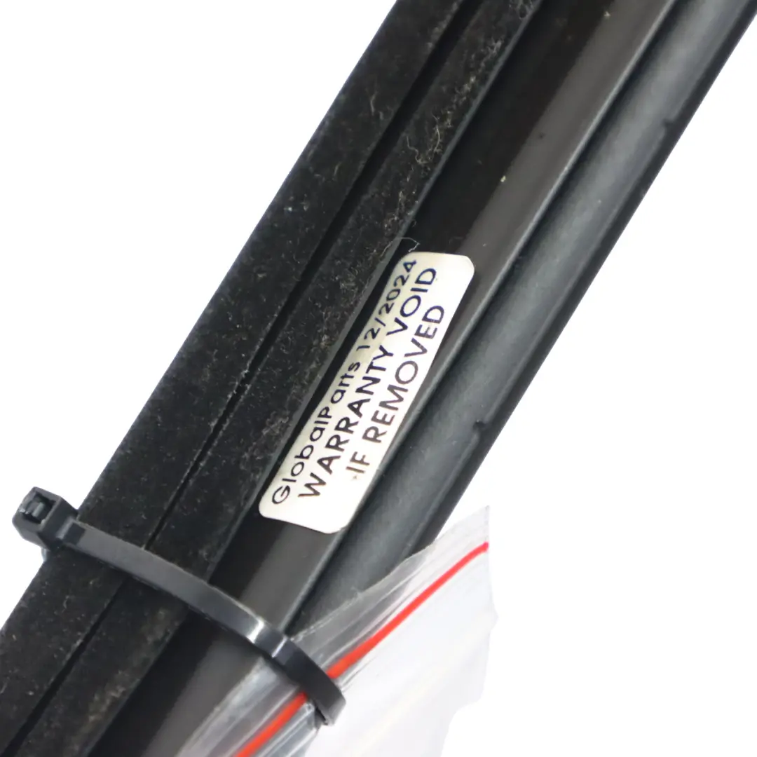 Door Seal Front Right O/S Sealing Gasket Rubber to Skoda Octavia 5E with Part number 5E0837480 Skoda Octavia 5E Door Seal Front Right O/S Sealing Gasket Rubber - SKU 5E0837480 - Part number 5E0837480