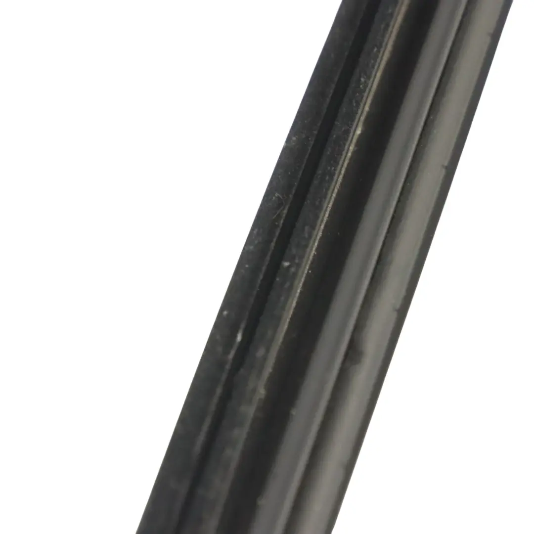 Skoda Octavia 5E Türdichtung vorne rechts Dichtung Gummi - SKU 5E0837480 - Teilenummer 5E0837480