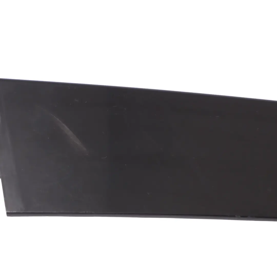 Listwa Drzwi Osłona Słupka B Lewy Przód do Skoda Octavia 5E o numerze 5E0837901 Skoda Octavia 5E Listwa Drzwi Osłona Słupka B Lewy Przód - SKU 5E0837901 - Numer Części 5E0837901