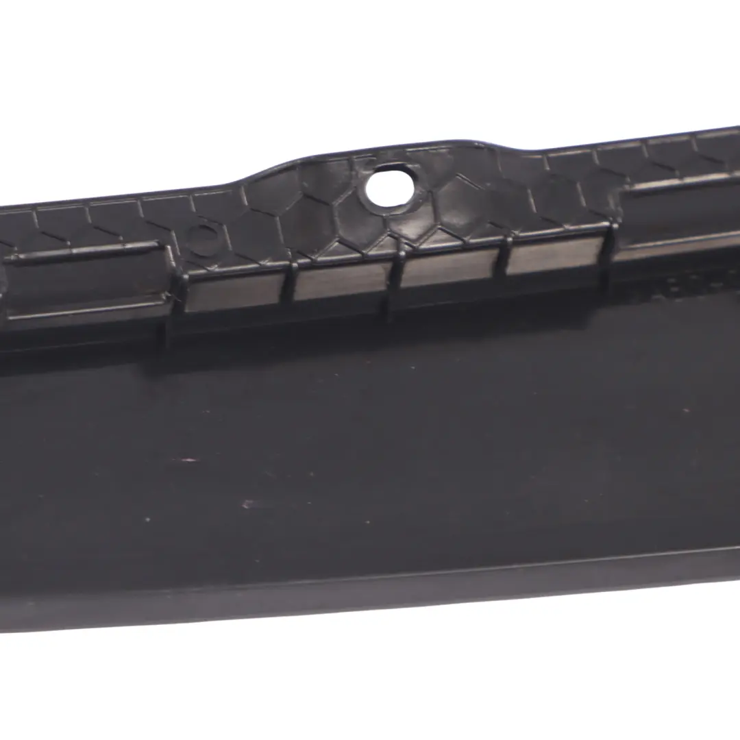 Finition de Fenêtre Avant Gauche Colonne B Garniture de Porte pour Skoda Octavia 5E à propos du numéro de pièce 5E0837901 Skoda Octavia 5E Finition de Fenêtre Avant Gauche Colonne B Garniture de Porte - SKU 5E0837901 - Numéro de pièce 5E0837901