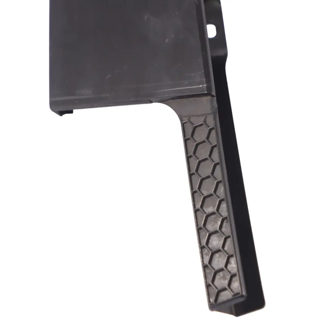 Acabado Ventana Delantera Derecha Marco Pilar B Puerta para Skoda Octavia 5E con número de pieza 5E0837902 Skoda Octavia 5E Acabado Ventana Delantera Derecha Marco Pilar B Puerta - SKU 5E0837902 - Número de pieza 5E0837902