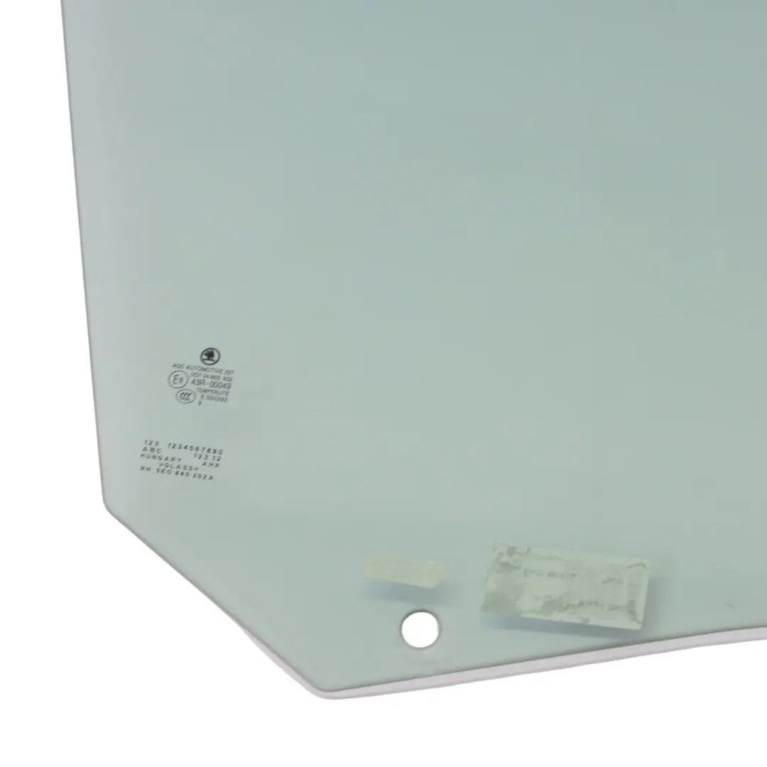 Vetro Porta Anteriore Destra AS2 per Skoda Octavia 5E con numero di parte 5E0845202A Skoda Octavia 5E Vetro Porta Anteriore Destra AS2 - SKU 5E0845202A - Numero di parte 5E0845202A