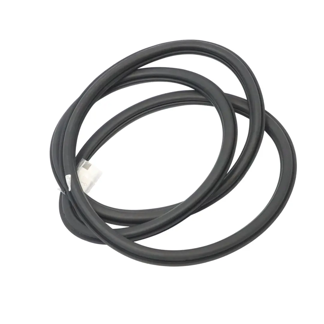 Guarnizione Finestrino Porta Anteriore Destra Gomma per Skoda Octavia 5E con numero di parte 5E0867365E Skoda Octavia 5E Guarnizione Finestrino Porta Anteriore Destra Gomma - SKU 5E0867365E - Numero di parte 5E0867365E