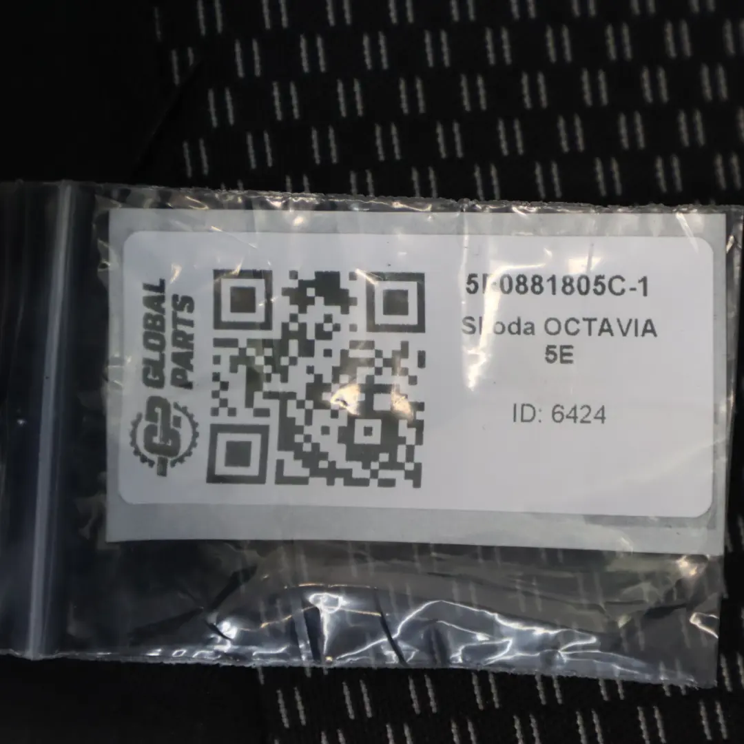 Skoda Octavia Mk3 5E Asiento Delantero Izquierdo Tela Negro Satinado - SKU 5E0881805C-1 - Número de pieza 5E0881805C