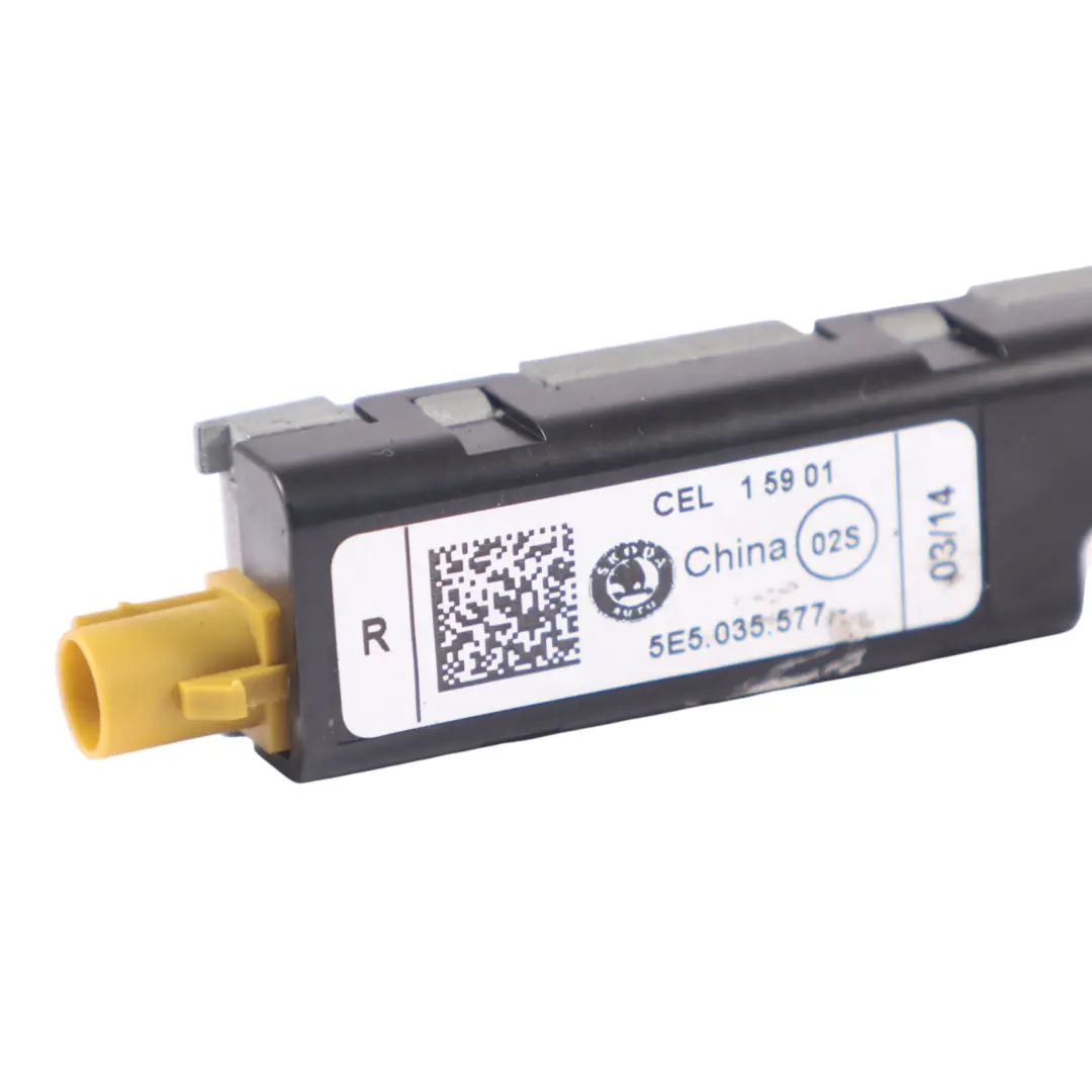 Skoda Octavia 5E Antenne Amplificateur - SKU 5E5035577 - Numéro de pièce 5E5035577