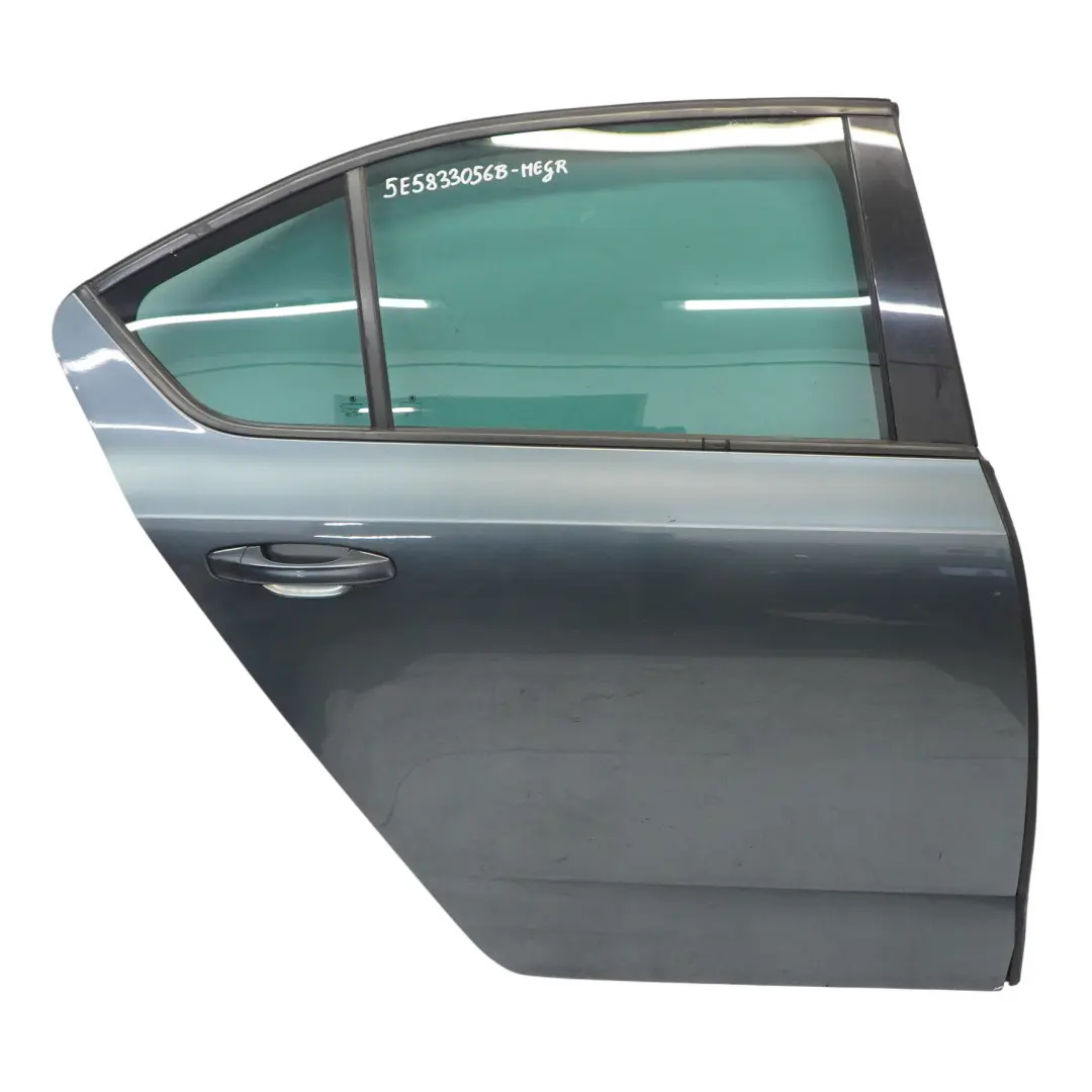Skoda Octavia 5E Tür hinten rechts Metall Grau Metallic - F7Y - SKU 5E5833056B-MEGR - Teilenummer 5E5833056B