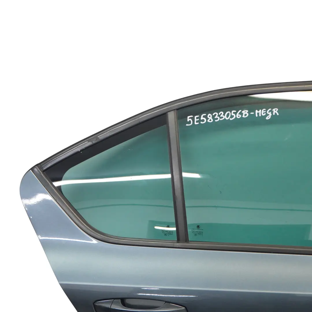 Skoda Octavia 5E Tür hinten rechts Metall Grau Metallic - F7Y - SKU 5E5833056B-MEGR - Teilenummer 5E5833056B