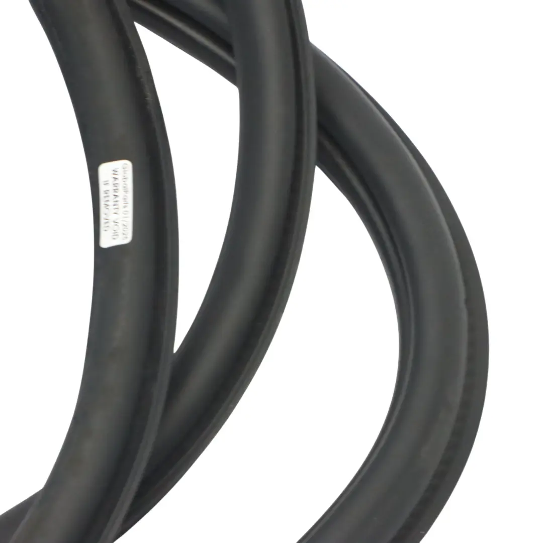 Sello ventana puerta delantera derecha Junta goma para Skoda Octavia 5E con número de pieza 5E5867368C Skoda Octavia 5E Sello ventana puerta delantera derecha Junta goma - SKU 5E5867368C - Número de pieza 5E5867368C