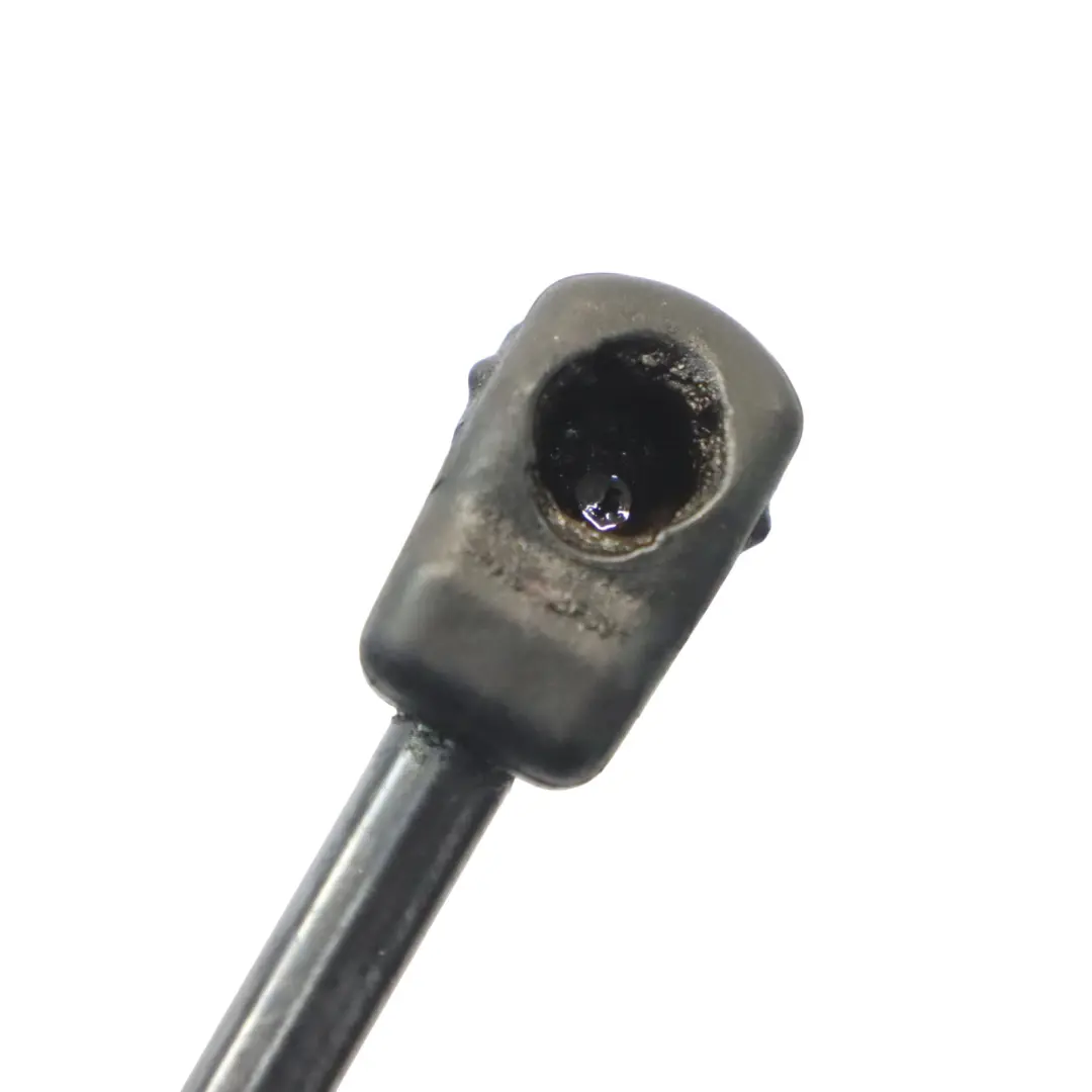 Support de vérin à gaz pour capot avant pour Volkswagen VW Golf VII à propos du numéro de pièce 5G0823359A Volkswagen VW Golf VII Support de vérin à gaz pour capot avant - SKU 5G0823359A - Numéro de pièce 5G0823359A