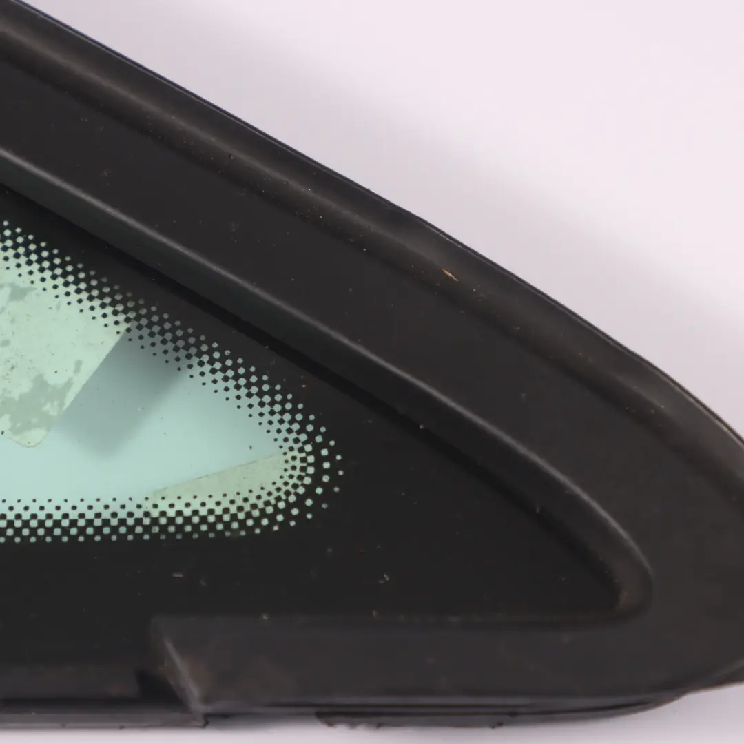 5G Front Scheibe Glas Viertel Rechts AS2 für Volkswagen Golf mit Teilenummer 5G0845412E Volkswagen Golf 5G Front Scheibe Glas Viertel Rechts AS2 - SKU 5G0845412E - Teilenummer 5G0845412E