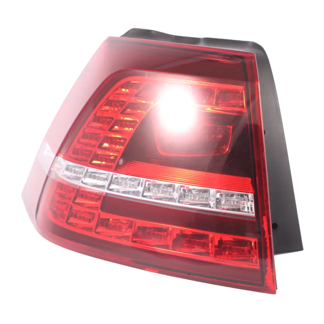 Tail Light Rear Lamp Left N/S Tailgate LED to Volkswagen VW Golf Mk7 with Part number 5G0945207 Volkswagen VW Golf Mk7 Tail Light Rear Lamp Left N/S Tailgate LED - SKU 5G0945207 - Part number 5G0945207
