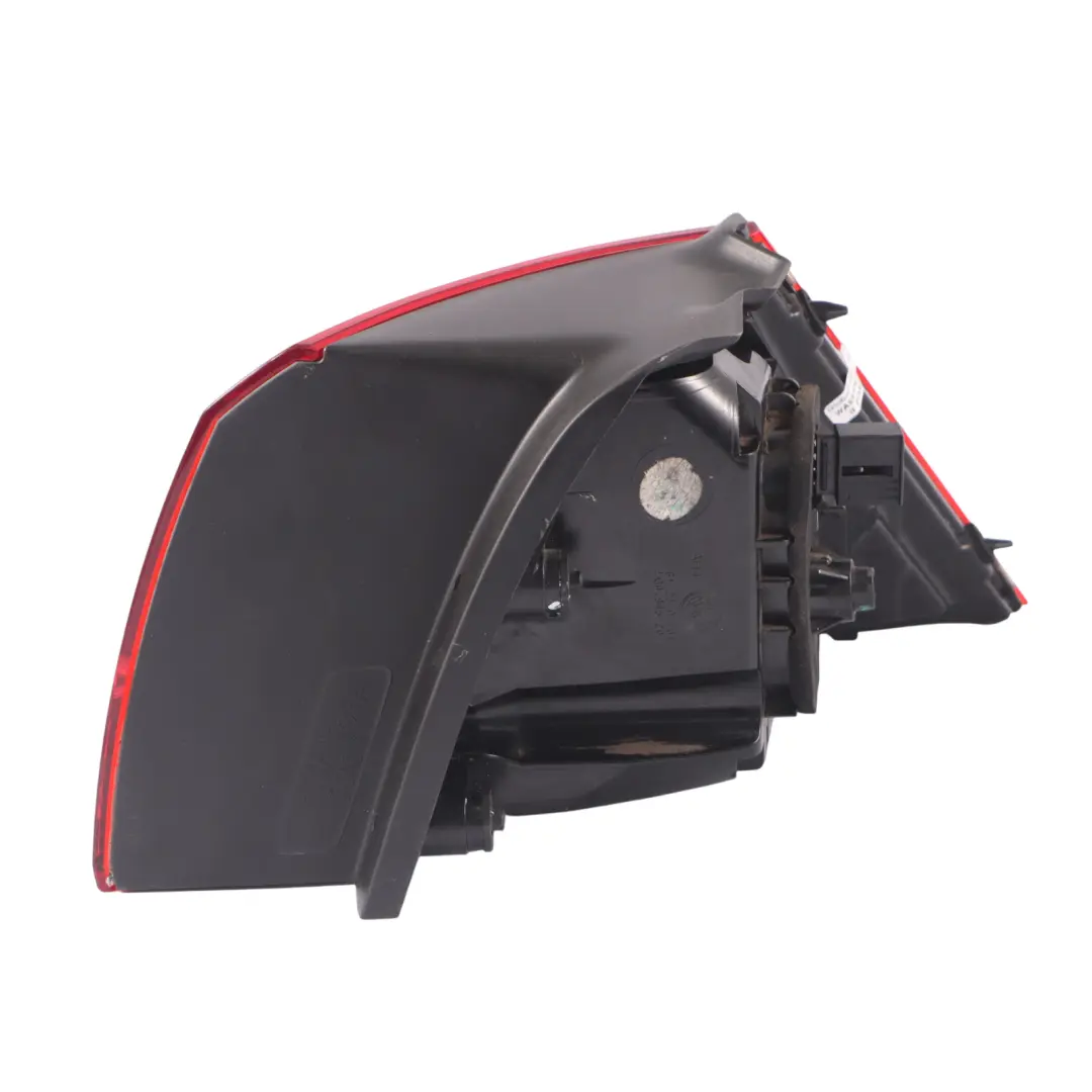 Volkswagen VW Golf Mk7 Luz Trasera Izquierda Maletero LED - SKU 5G0945207 - Número de pieza 5G0945207
