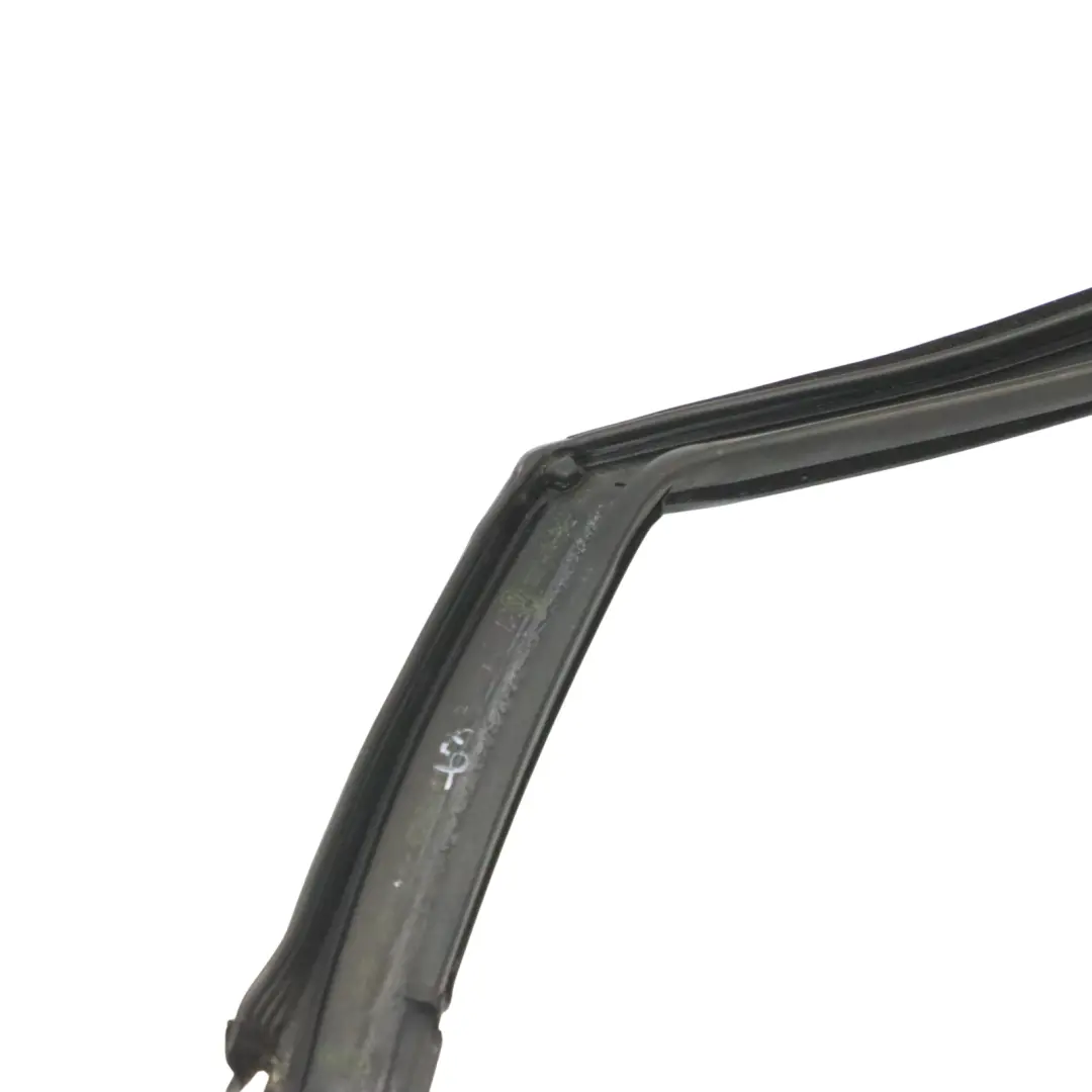 Sello de Ventana Puerta Delantera Derecha para Volkswagen VW Golf 7 con número de pieza 5G4837432K Volkswagen VW Golf 7 Sello de Ventana Puerta Delantera Derecha - SKU 5G4837432K - Número de pieza 5G4837432K