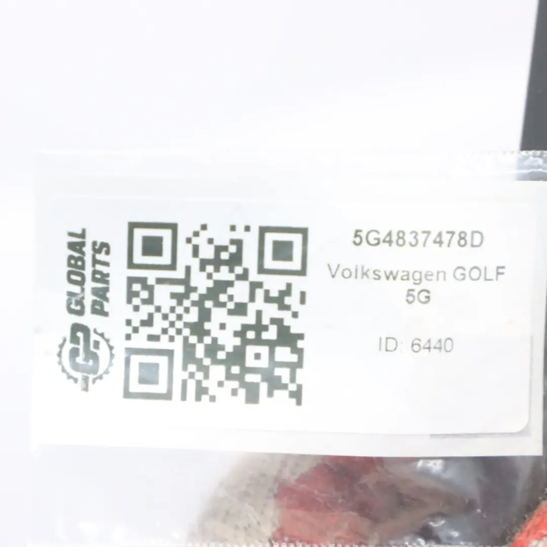 5G Listwa Zewnętrzna Szyby Drzwi Prawy Przód do Volkswagen Golf o numerze 5G4837478D Volkswagen Golf 5G Listwa Zewnętrzna Szyby Drzwi Prawy Przód - SKU 5G4837478D - Numer Części 5G4837478D