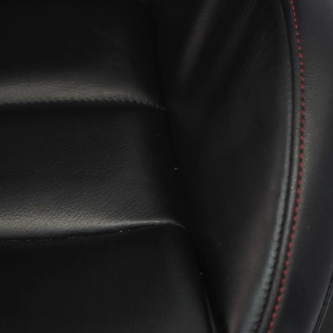 VW Golf 5G Mk7 GTI 5D Asiento Delantero Izquierdo Calefactable Cuero Negro Rojo - SKU 5G4881805FE-1 - Número de pieza 5G4881805FE